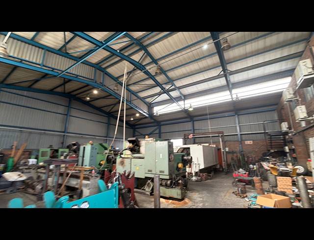 625M² WAREHOUSE TO LET IN SEBENZA